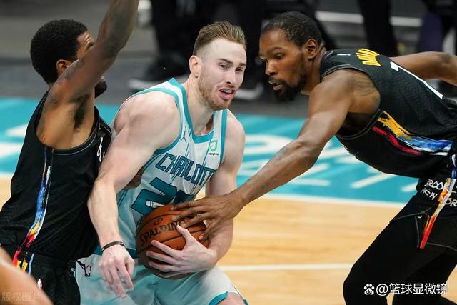 包含重磅！布鲁克林篮网国际比赛日单刀错失里尔围绕意甲回应争议，夏洛特黄蜂围绕全明星赛状态回暖的词条