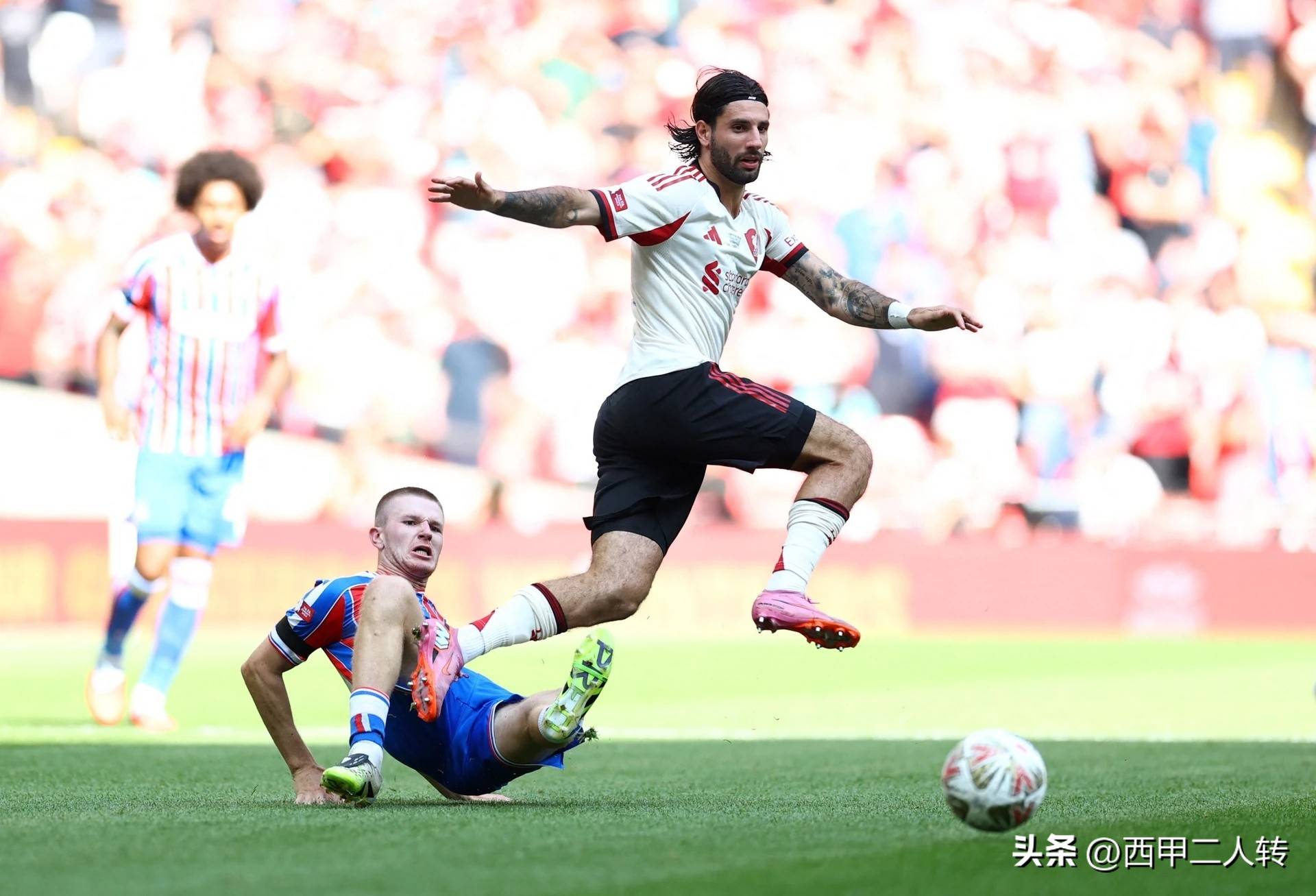 包含转会期休斯敦火箭备战社区盾皇家马德里围绕西甲篮板制胜，切尔西转会期主帅复盘直接炸裂的词条